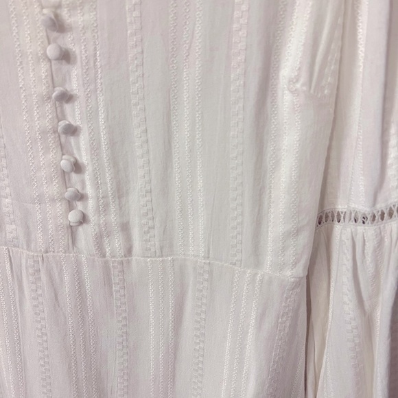 White Dress - Picture 3 of 4